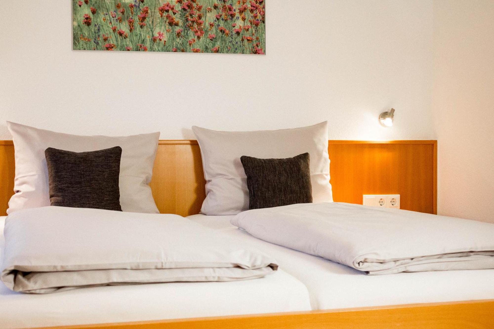 Gaestehaus Kiebel Lösnich エクステリア 写真