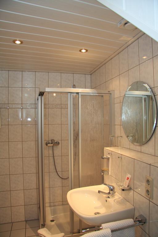 Gaestehaus Kiebel Lösnich エクステリア 写真