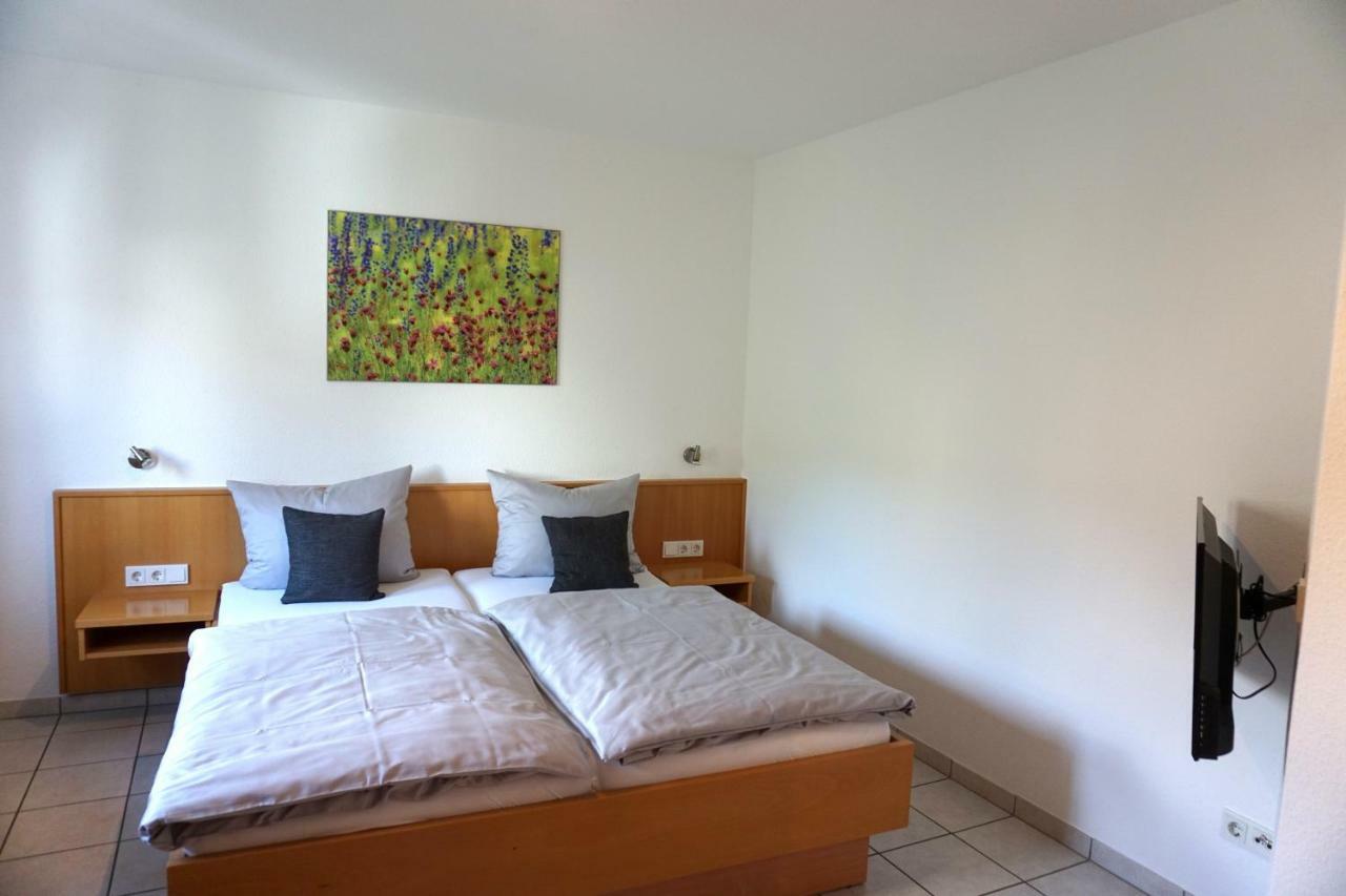 Gaestehaus Kiebel Lösnich エクステリア 写真